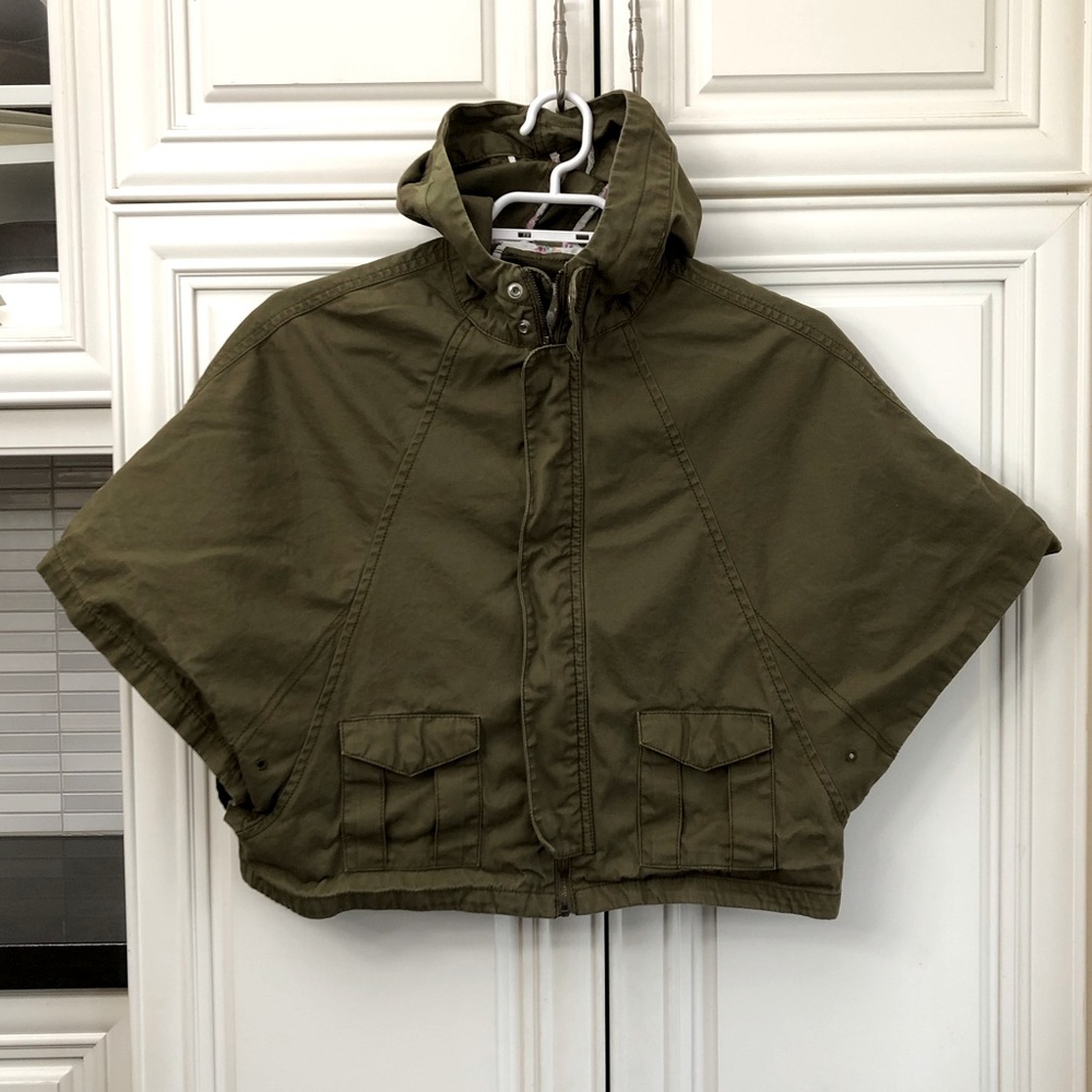 Tucker + Tate girl’s rain cape